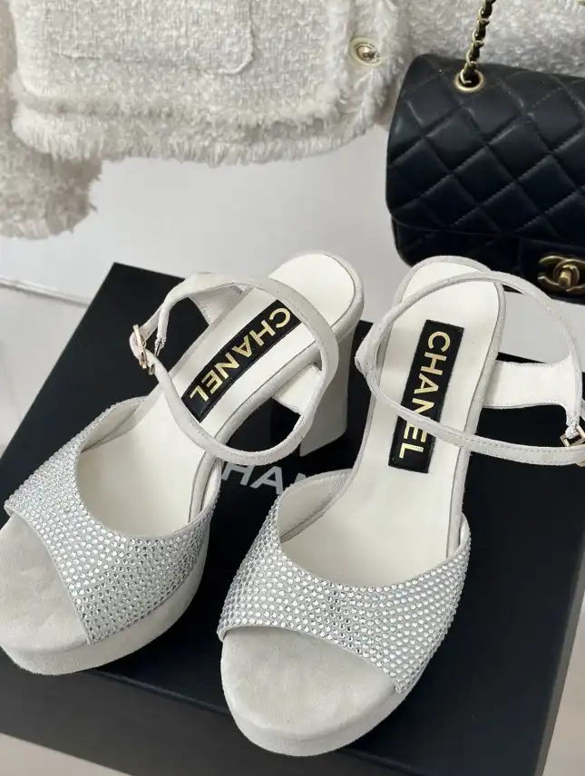 hype Chanel High Heels