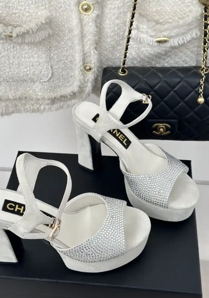 hype Chanel High Heels