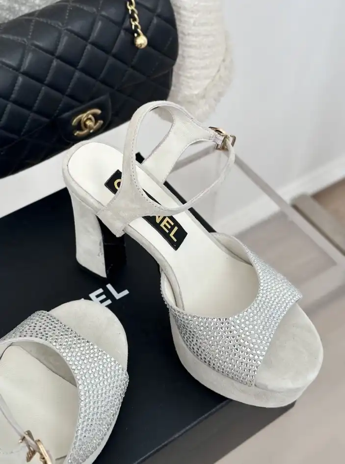 hype Chanel High Heels