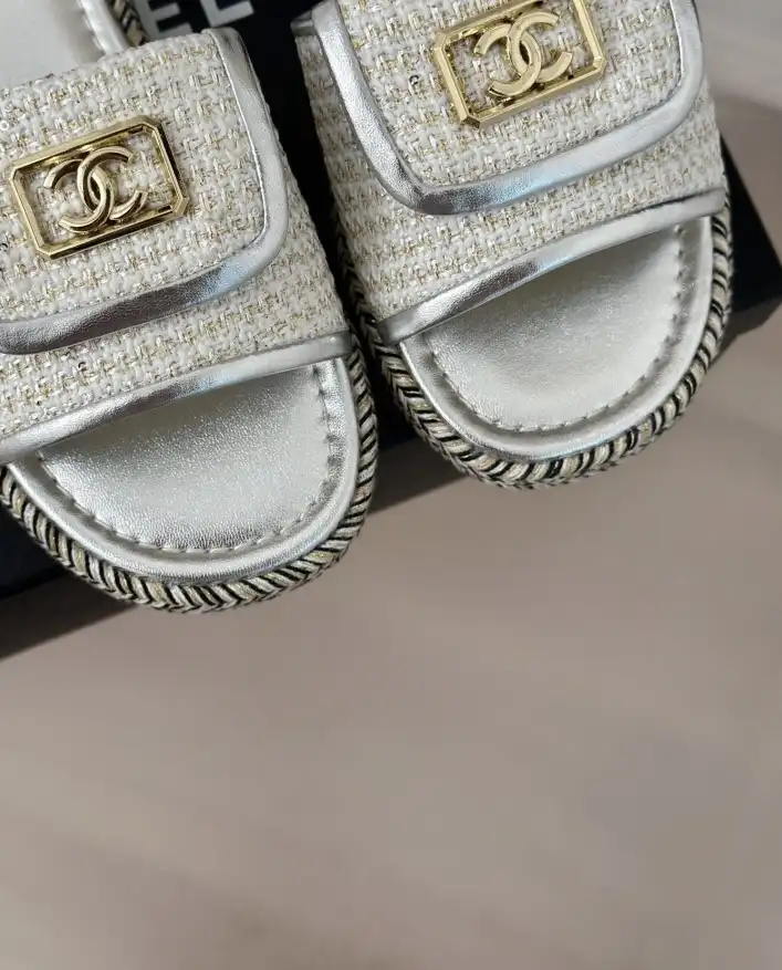 hype Chanel Slippers