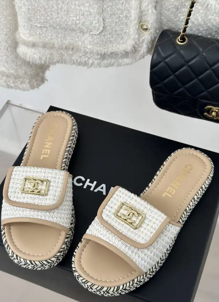 hype Chanel Slippers