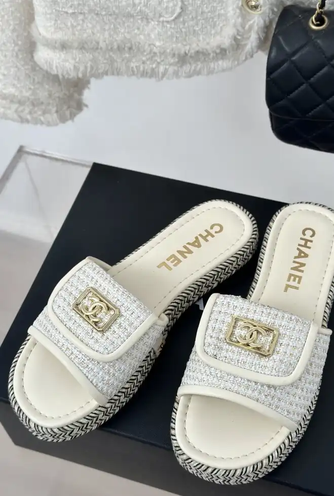 hype Chanel Slippers