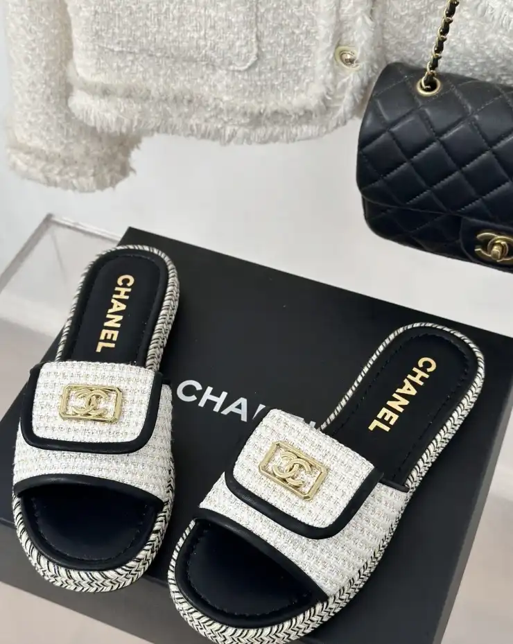 hype Chanel Slippers