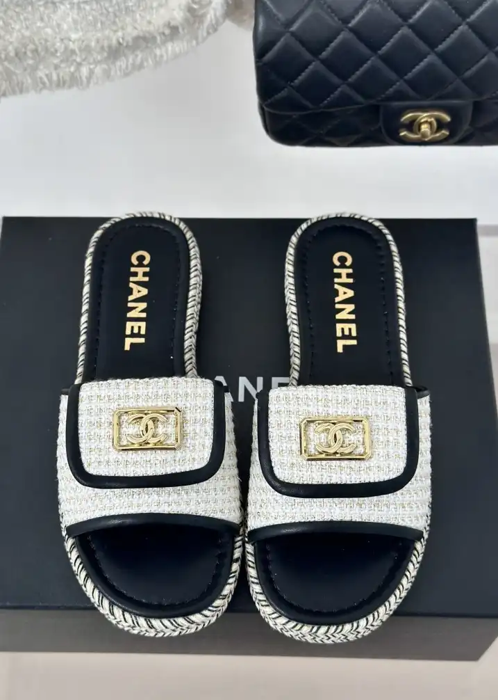 hype Chanel Slippers