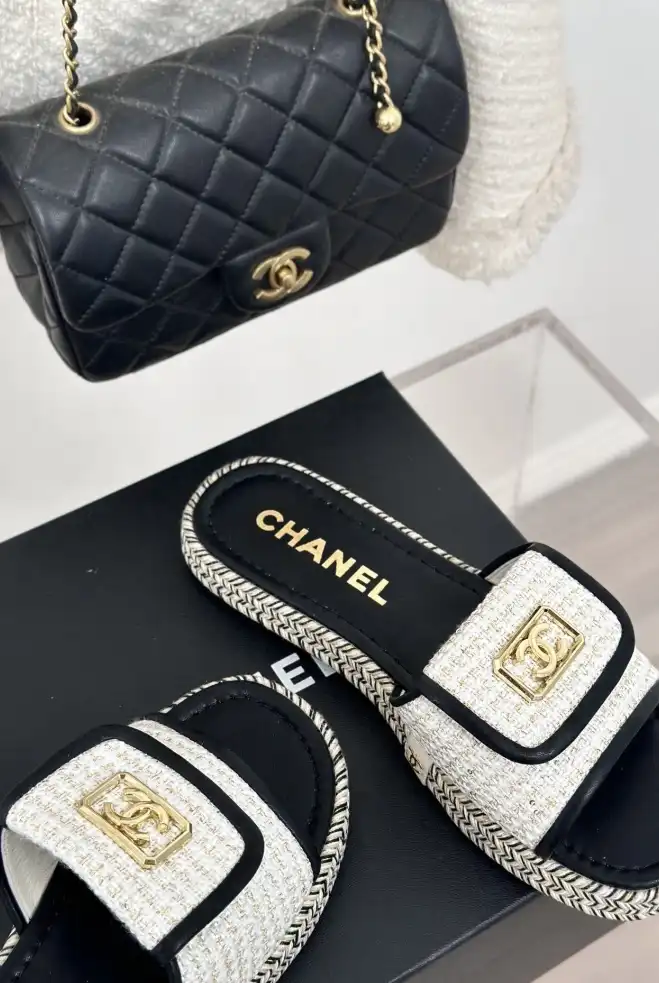 hype Chanel Slippers