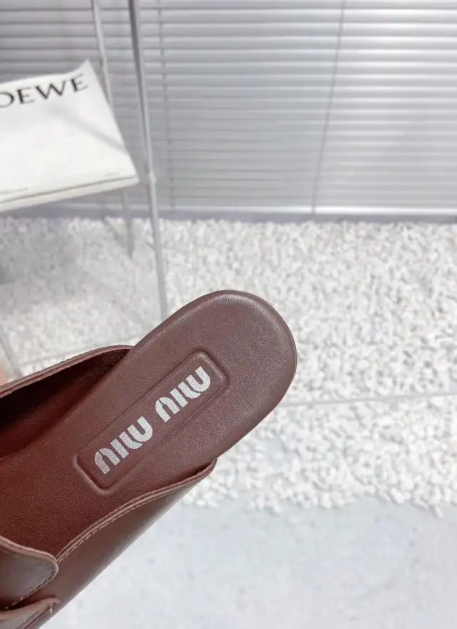 hype Miu Miu Slippers