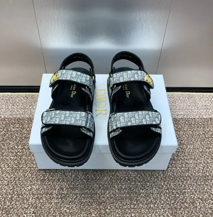 hype Christian Dior Sandals