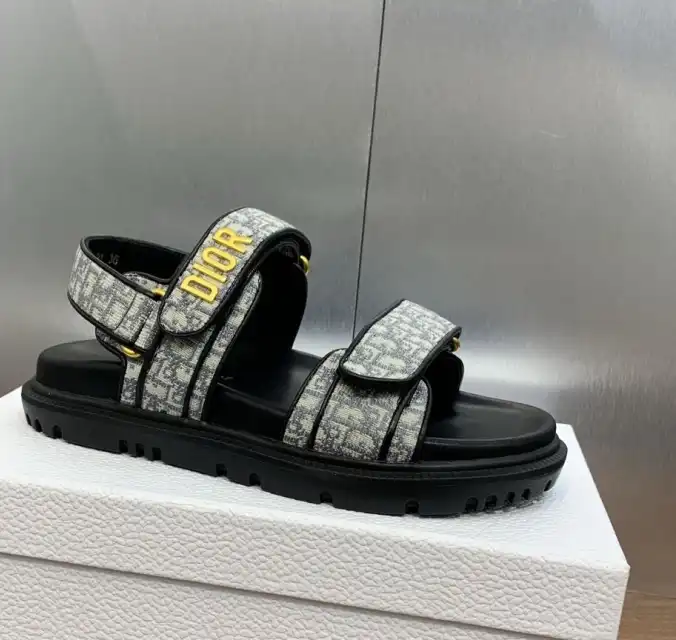 hype Christian Dior Sandals