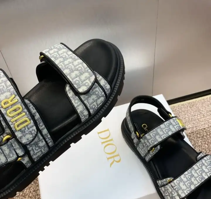 hype Christian Dior Sandals