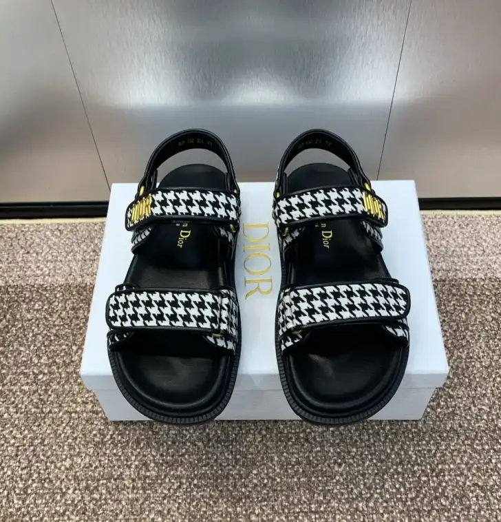 hype Christian Dior Sandals