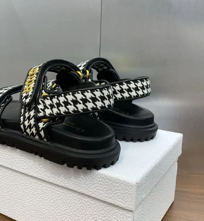 hype Christian Dior Sandals