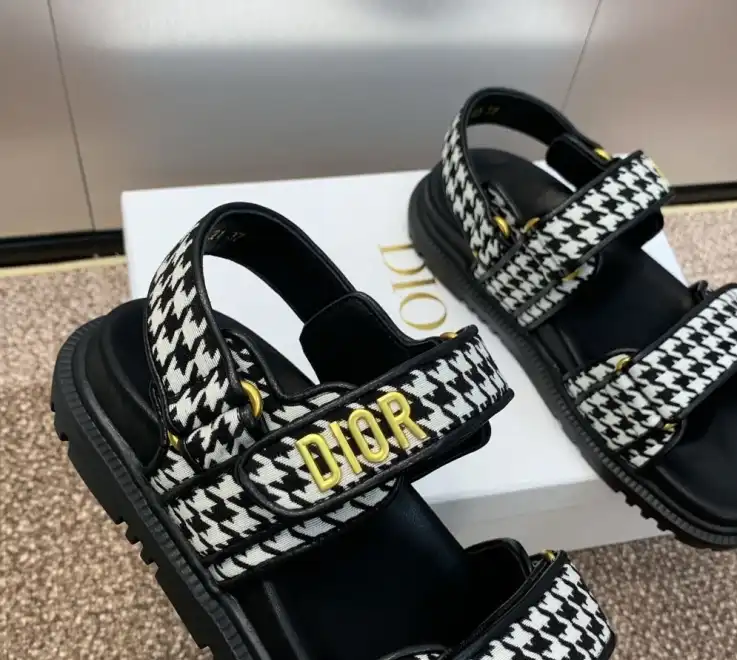 hype Christian Dior Sandals