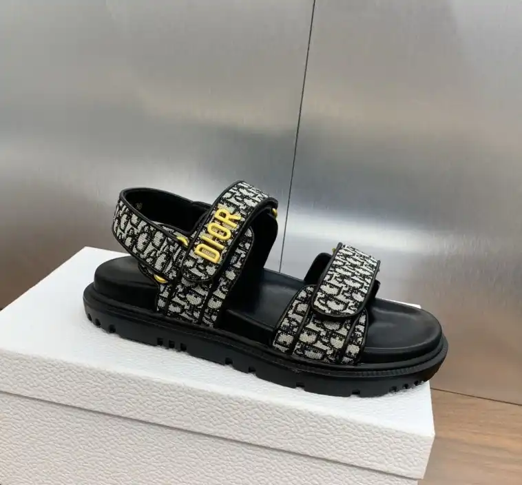 hype Christian Dior Sandals