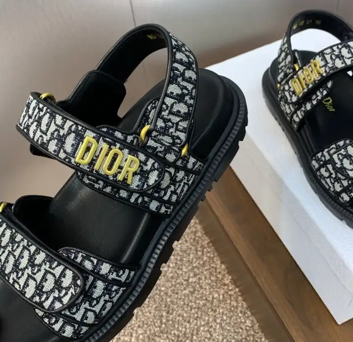 hype Christian Dior Sandals