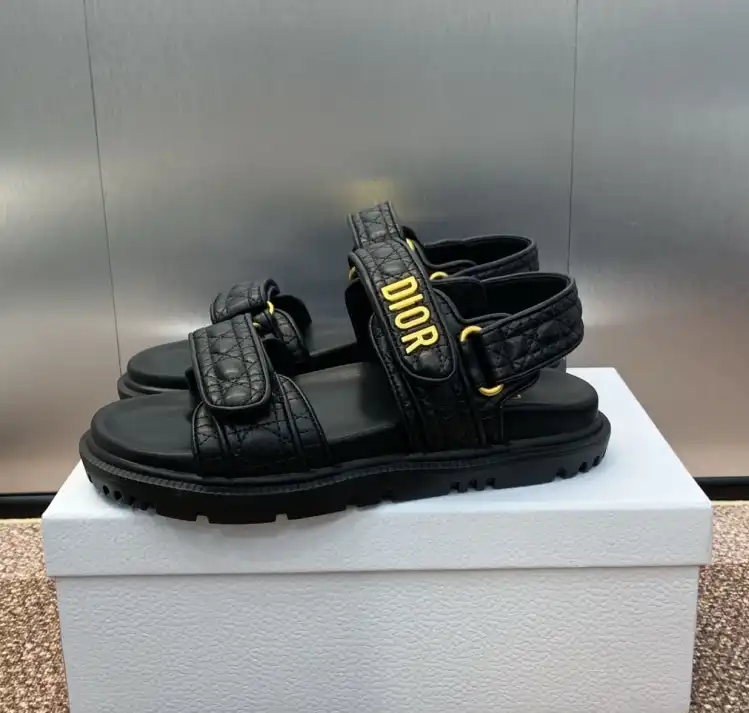 hype Christian Dior Sandals