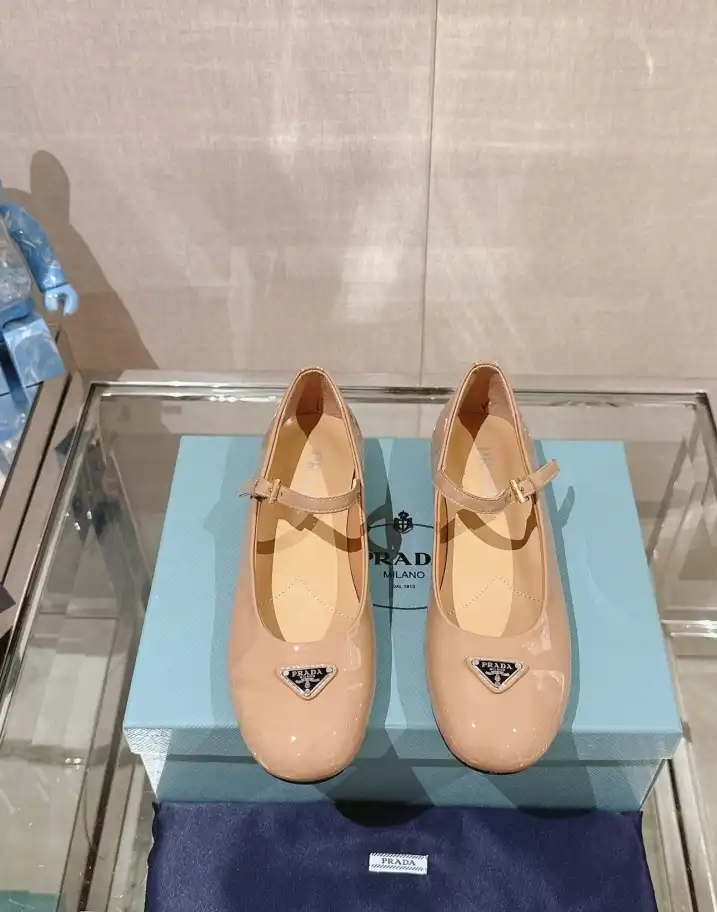 hype Prada flat shoes