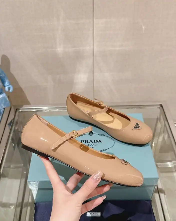 hype Prada flat shoes