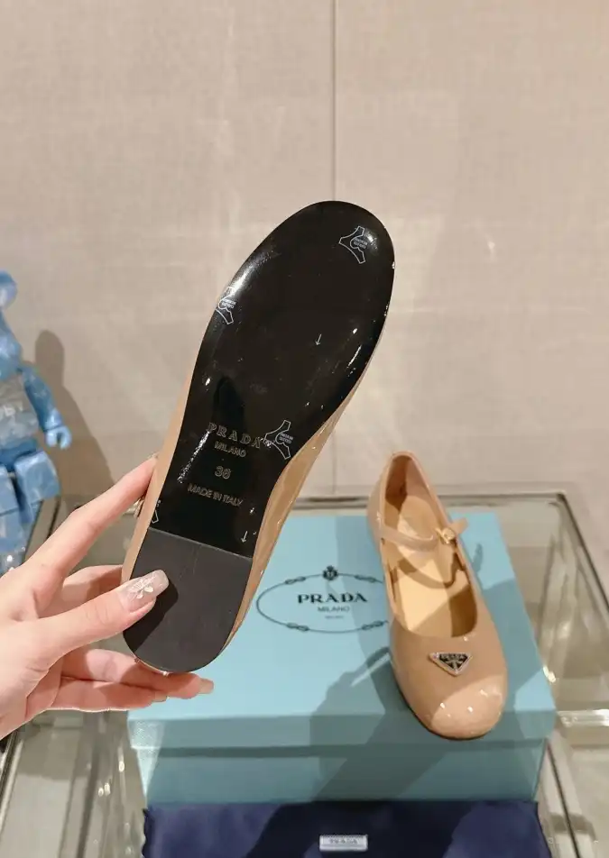 hype Prada flat shoes