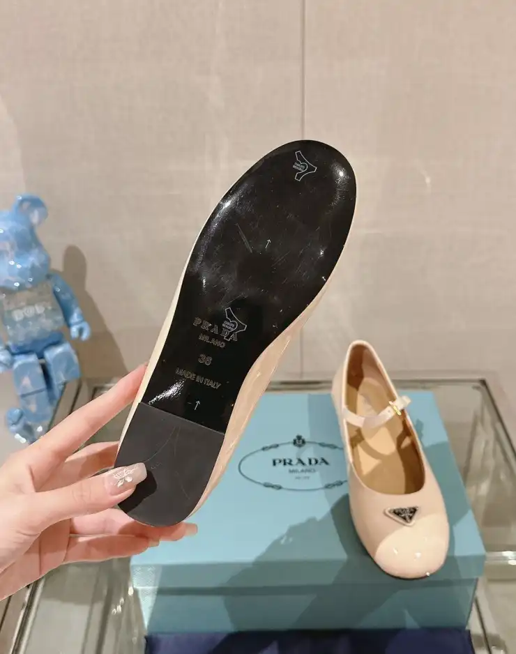 hype Prada flat shoes