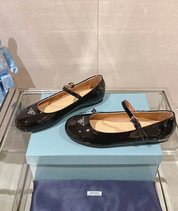 hype Prada flat shoes