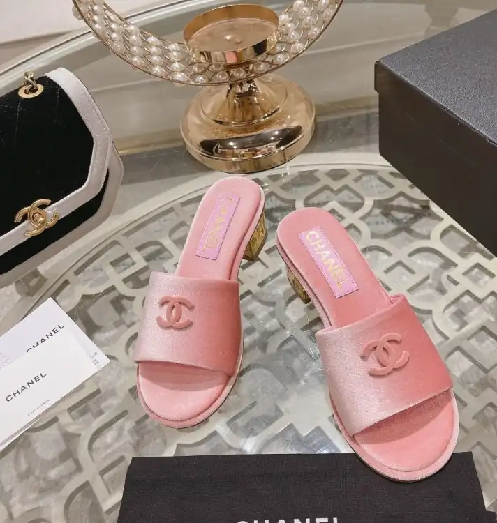 hype Chanel Slippers