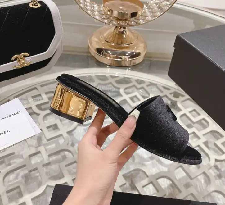 hype Chanel Slippers