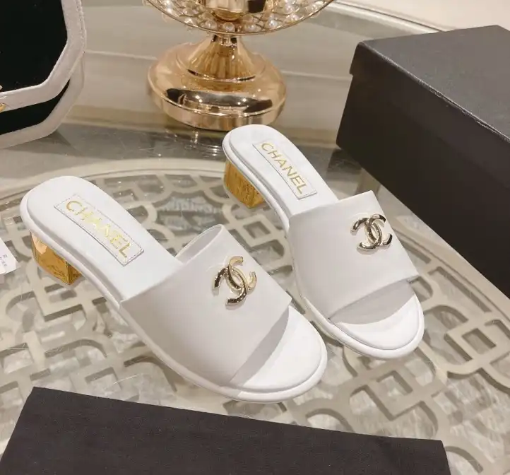 hype Chanel Slippers