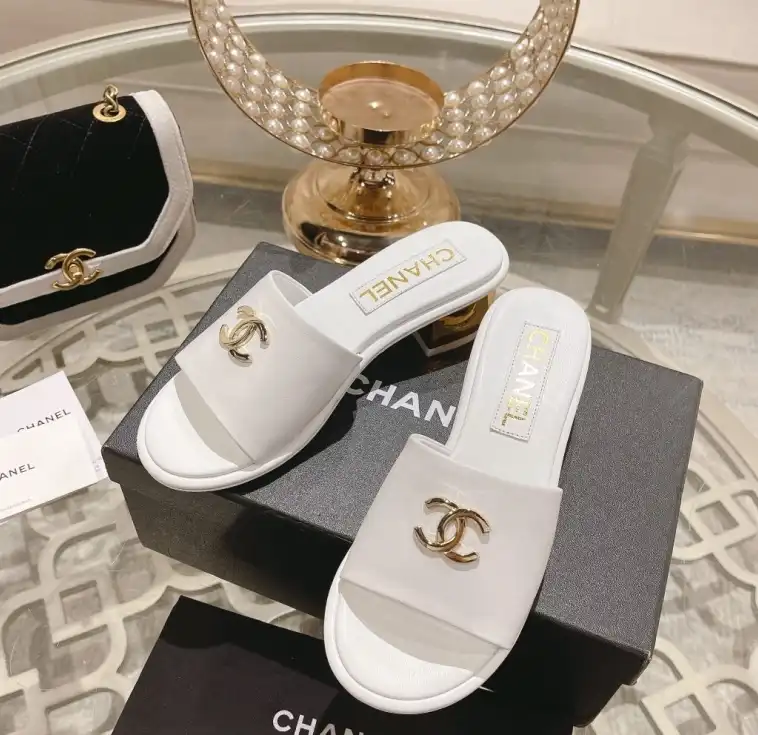 hype Chanel Slippers