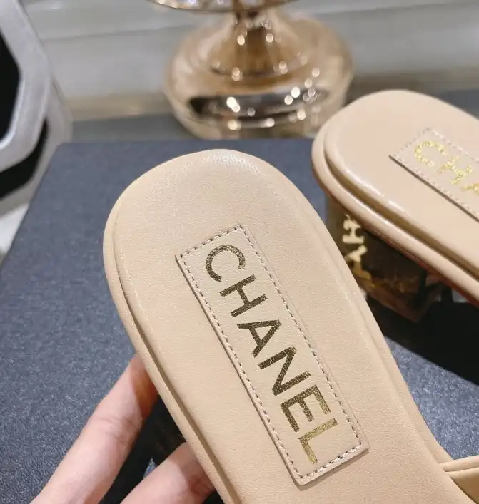 hype Chanel Slippers