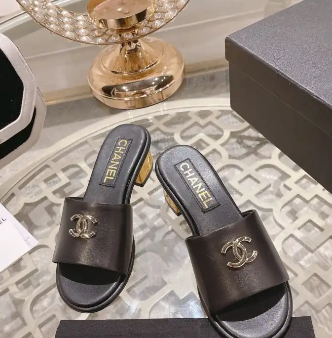 hype Chanel Slippers