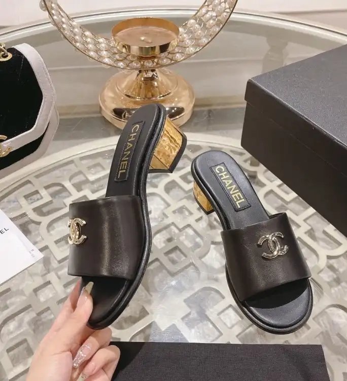 hype Chanel Slippers