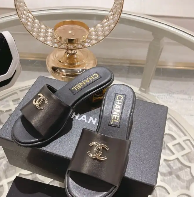 hype Chanel Slippers