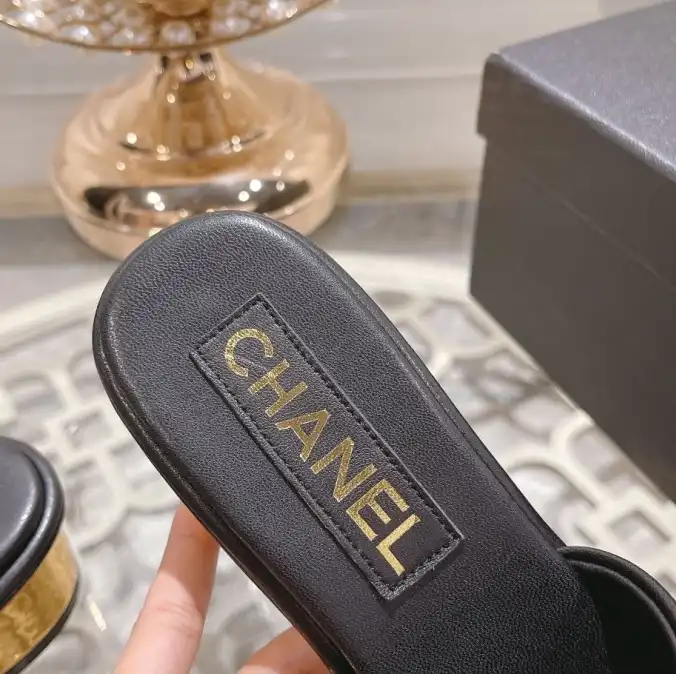 hype Chanel Slippers