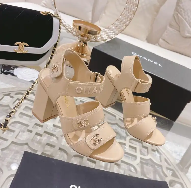 hype Chanel High Heels