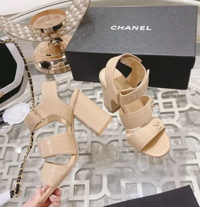 hype Chanel High Heels