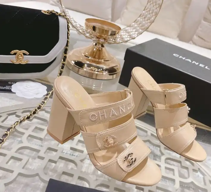 hype Chanel High Heels