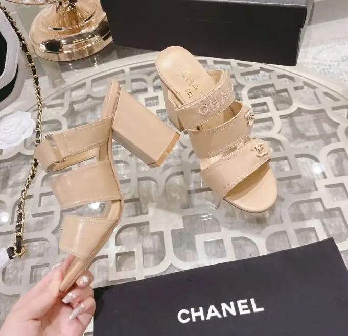 hype Chanel High Heels