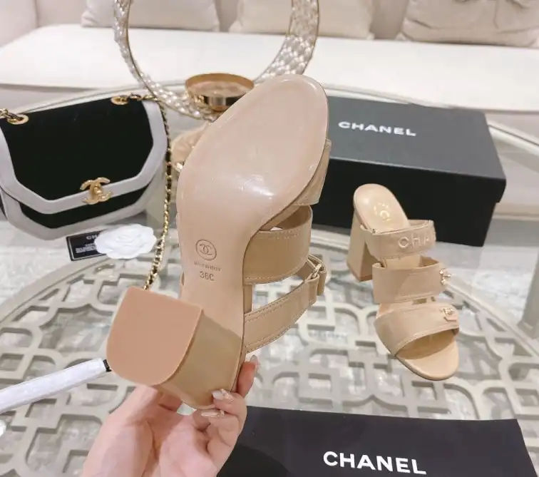 hype Chanel High Heels