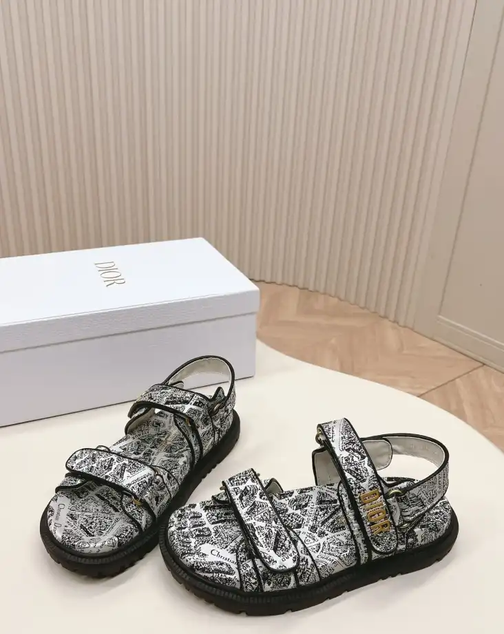 hype Christian Dior Sandals