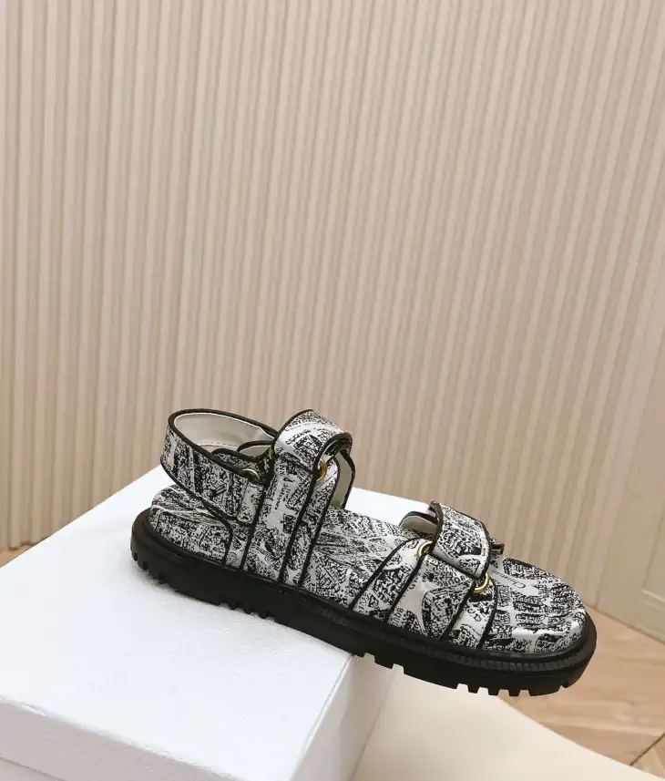 hype Christian Dior Sandals