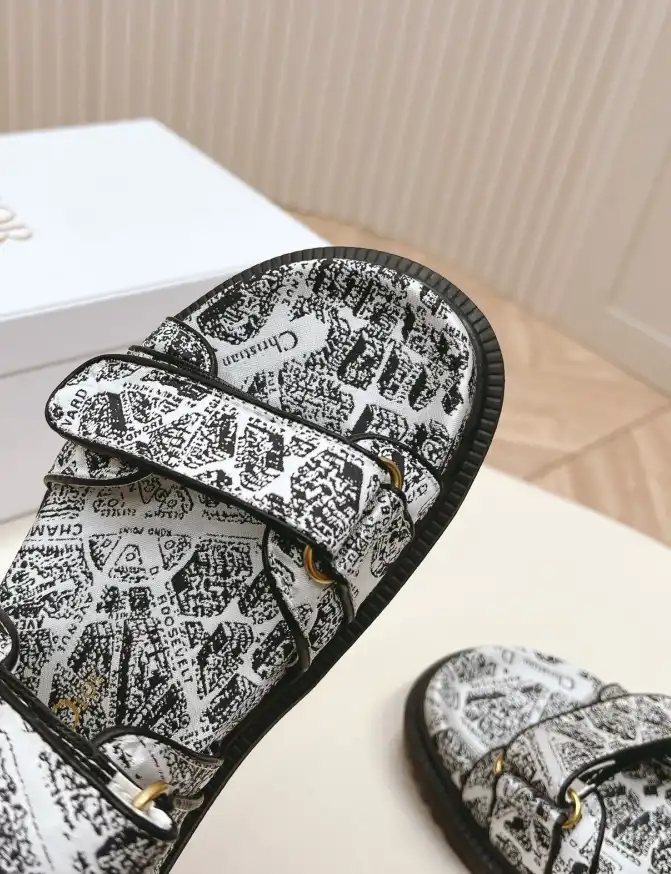 hype Christian Dior Sandals