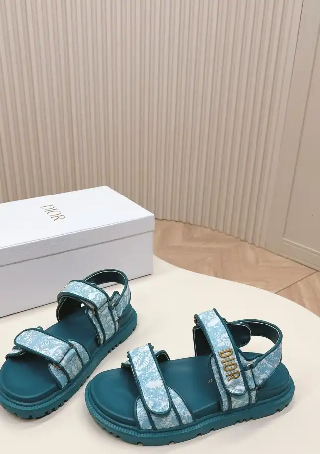 hype Christian Dior Sandals