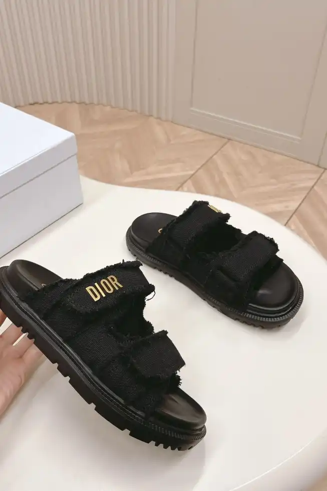 hype Christian Dior Sandals