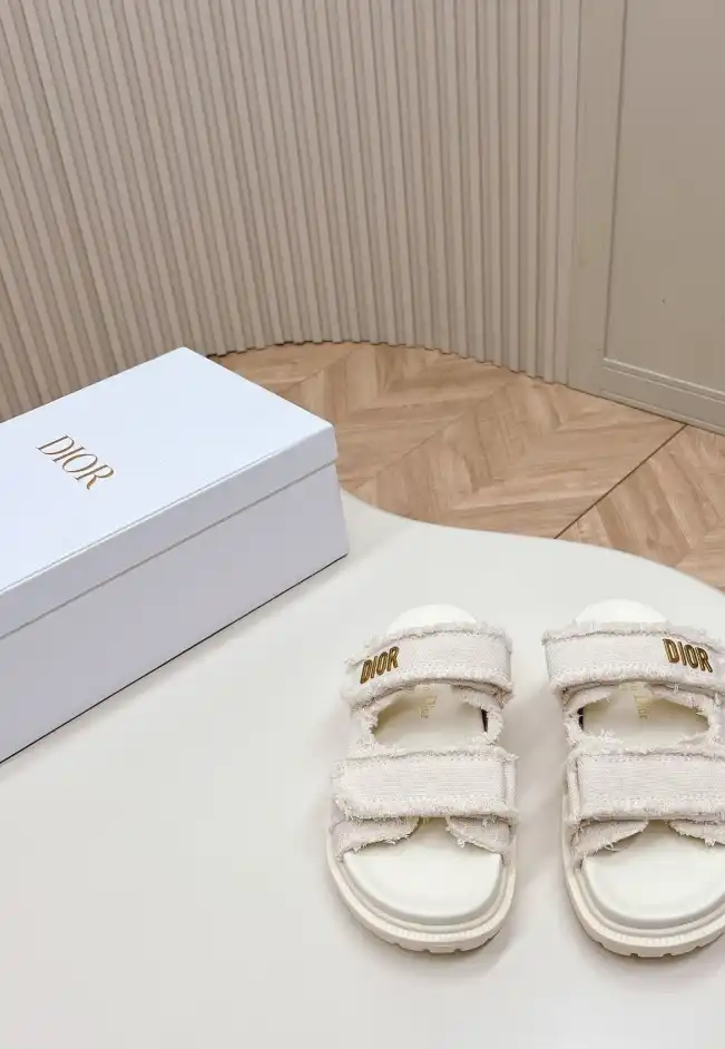 hype Christian Dior Sandals