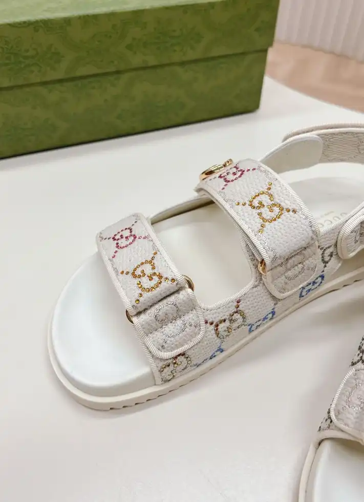 hype Gucci Sandals