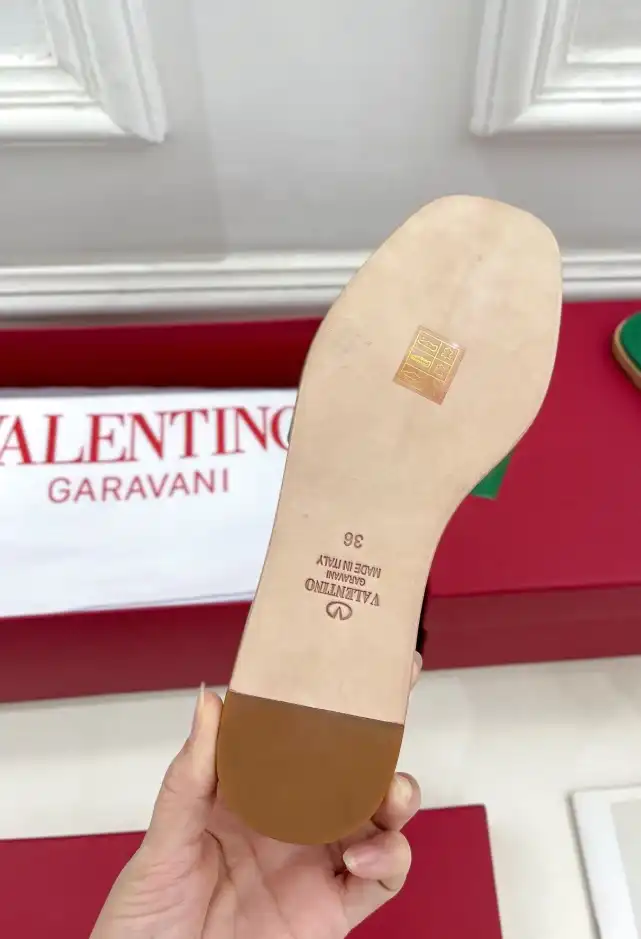 hype Valentino Slippers