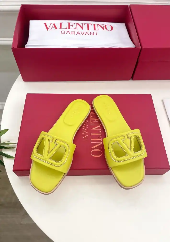 hype Valentino Slippers