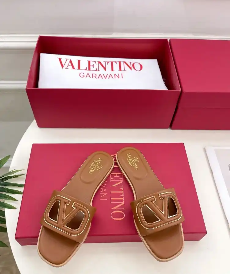 hype Valentino Slippers