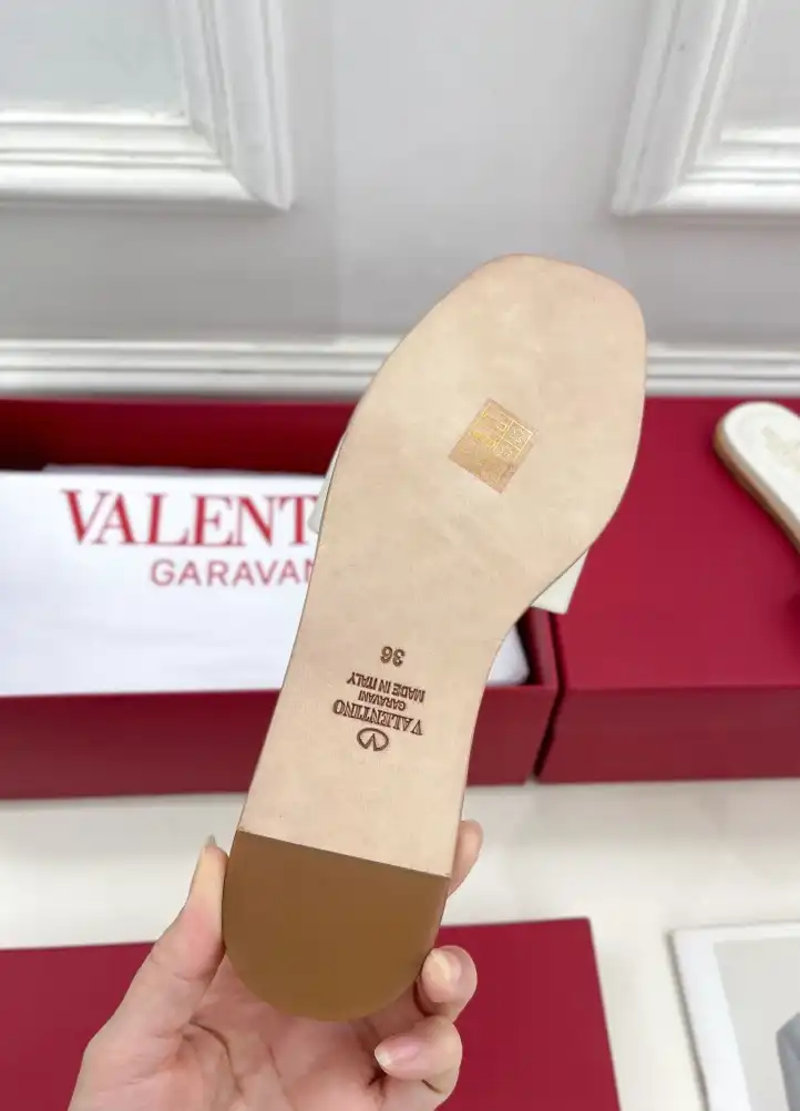 hype Valentino Slippers