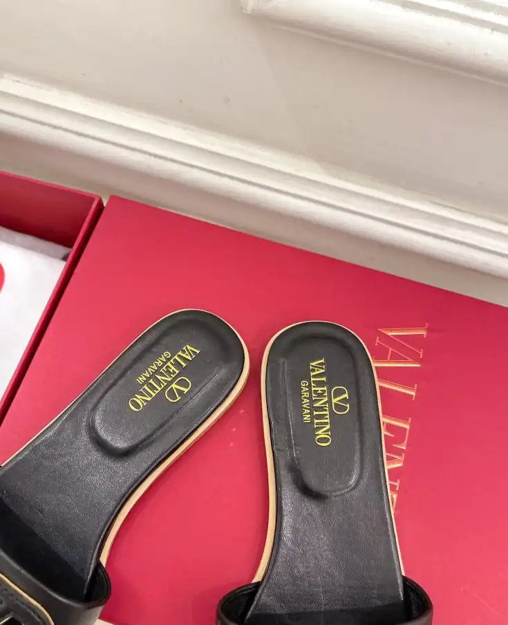 hype Valentino Slippers